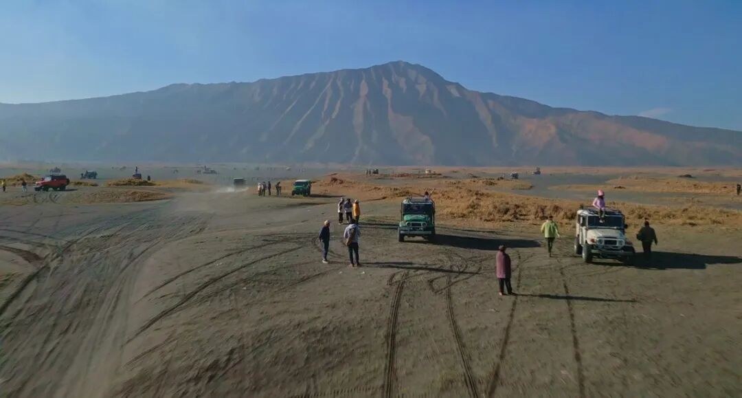 第一次 · 布罗莫沙海与火山